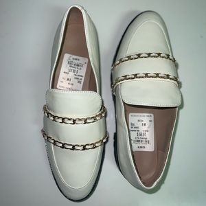 *NWT* Karl Lagerfeld white loafers